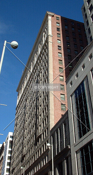 Photo 222-821-033