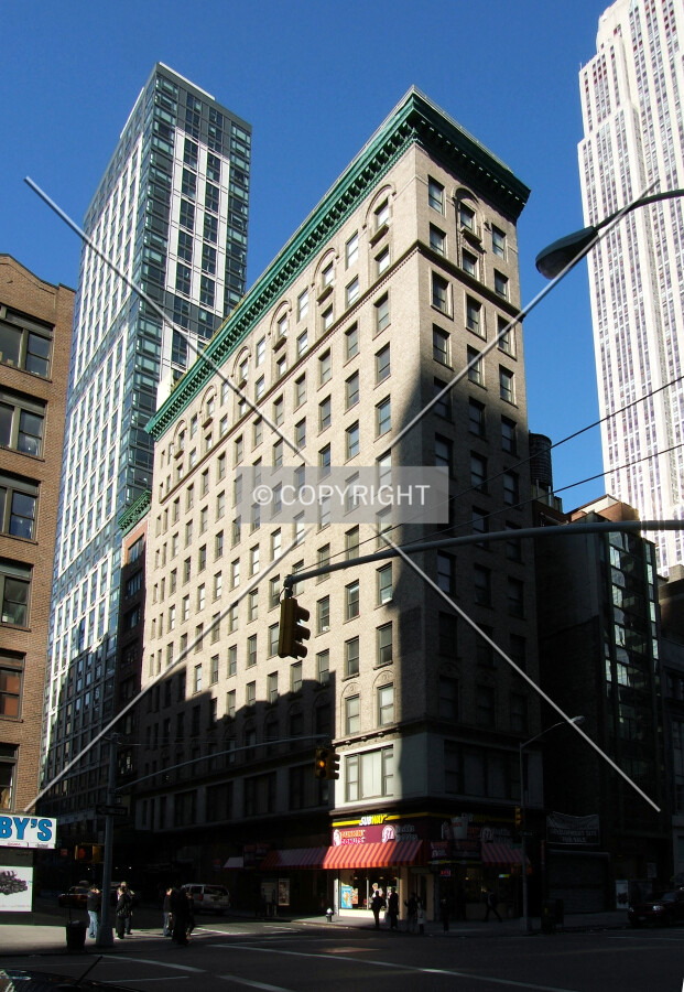 View from the southeast at Fifth Avenue and 31st Street