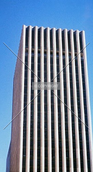 Photo 228-324-830