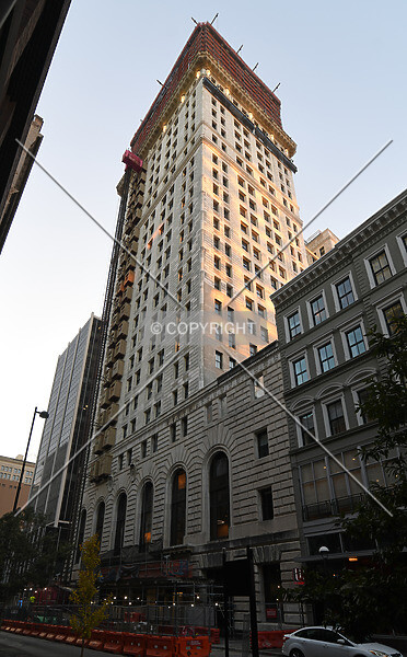 Photo 229-840-704