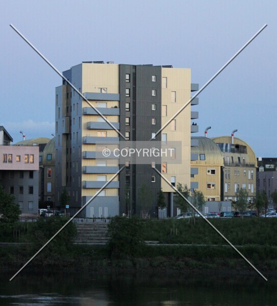 Photo 230-497-821