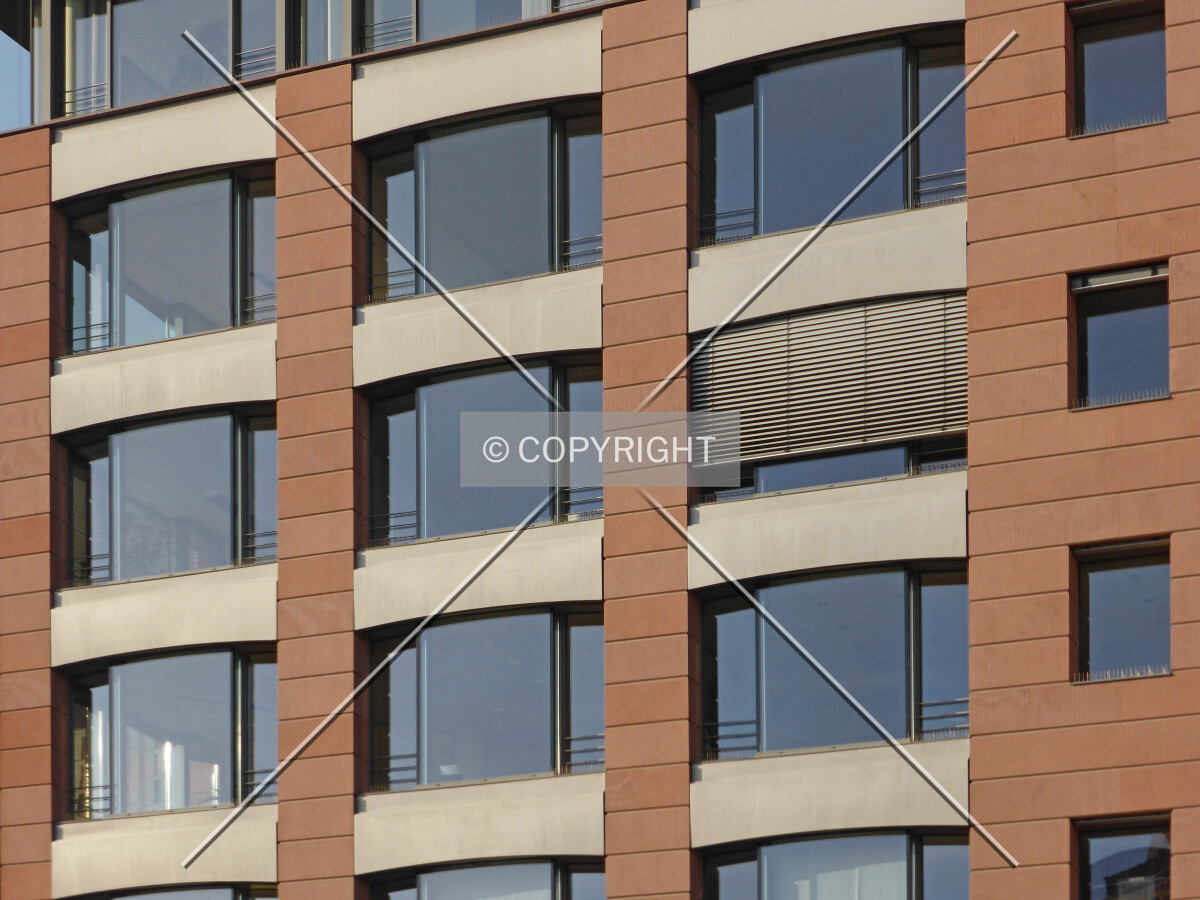 Photo 232-361-824