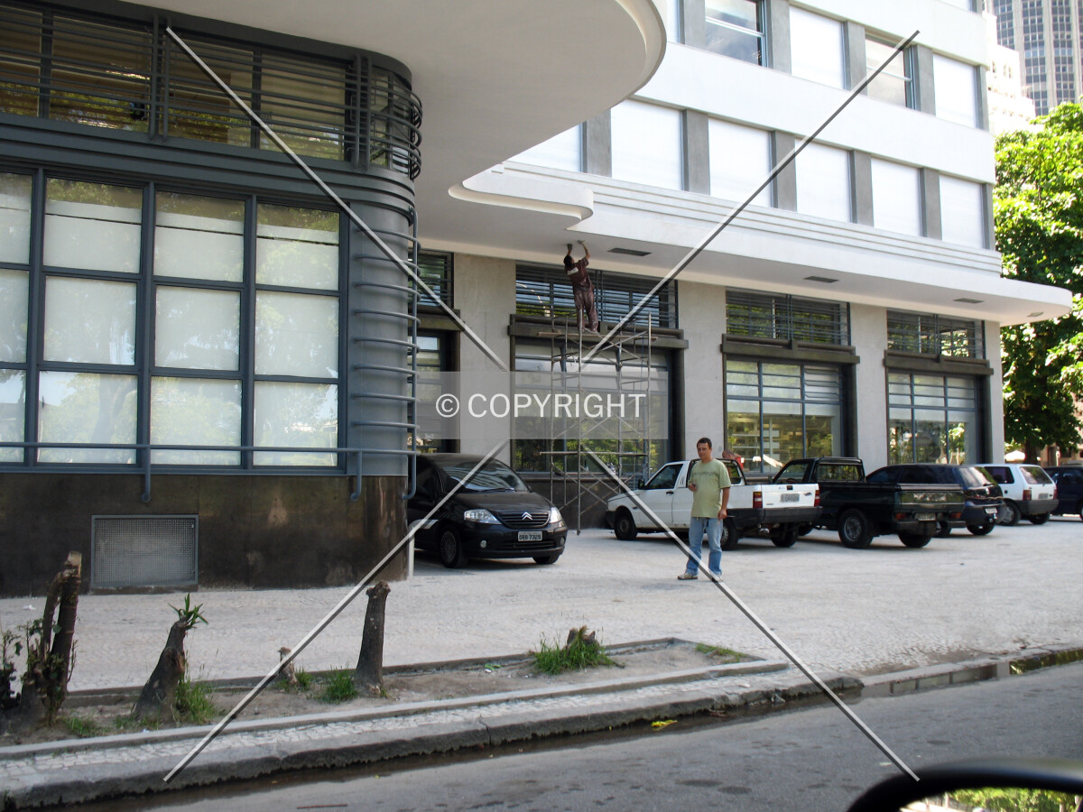 Entrance area at Avenida Beira-Mar
