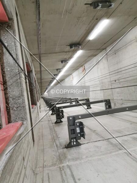 Photo 085-428-847