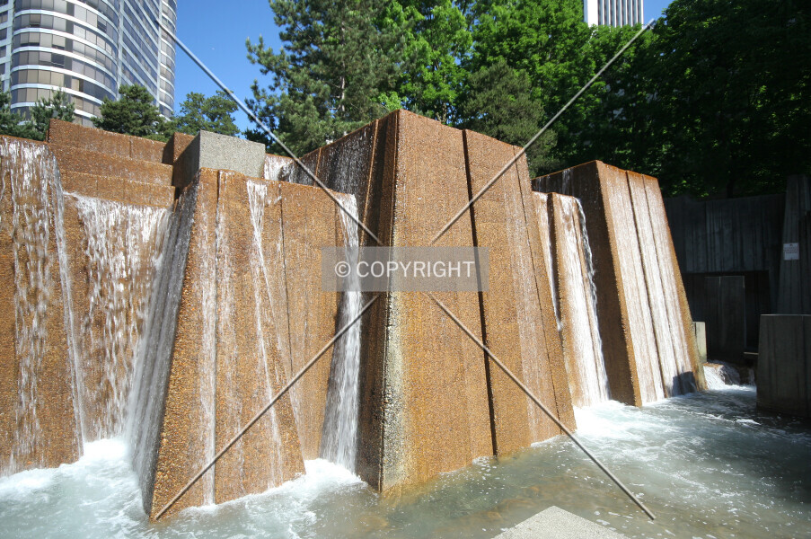 Photo 237-481-909