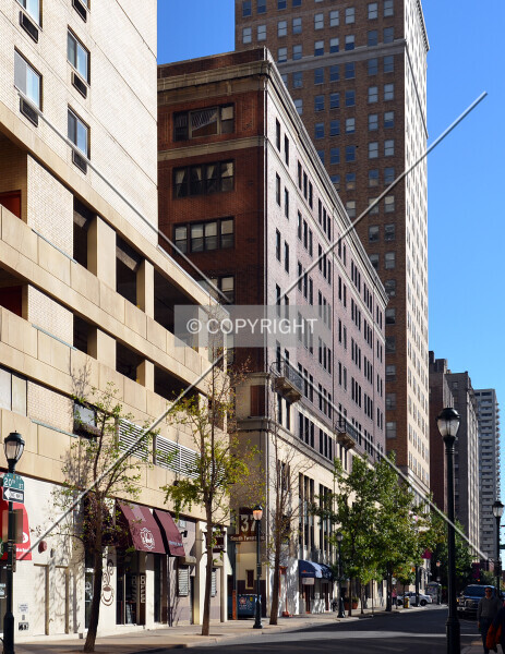 Photo 239-750-979
