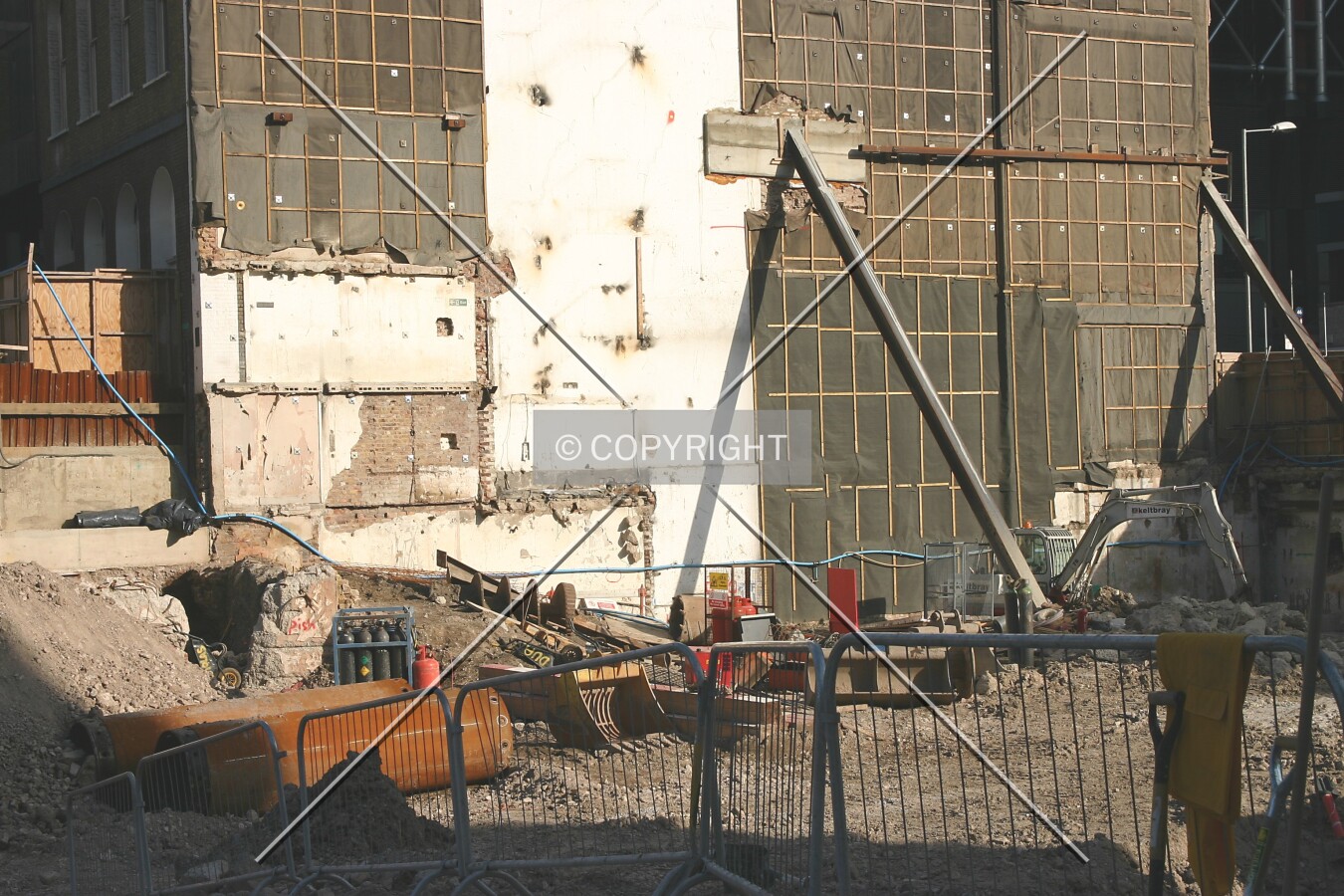 Overview of fledgling construction activity