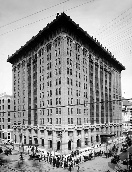 Photo 240-329-376