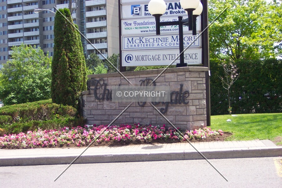 Photo 240-922-835