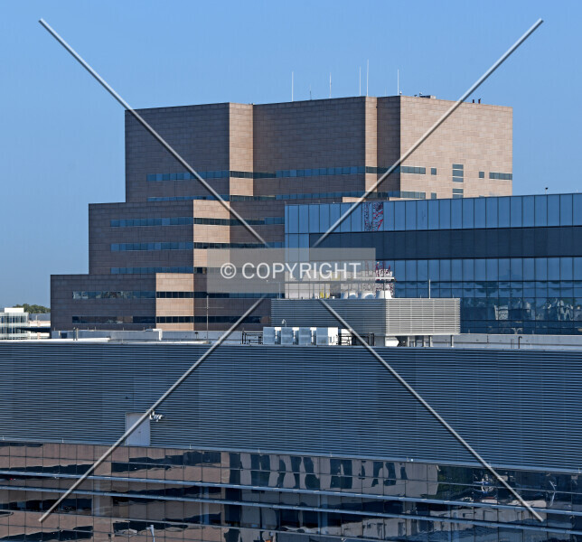 Photo 241-175-536