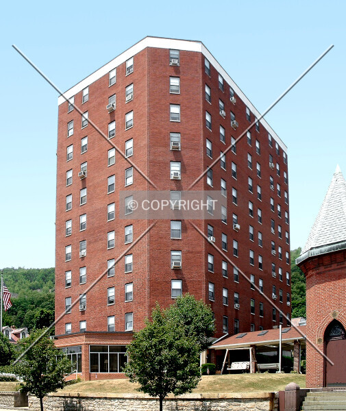 Harold E. Thomas Memorial Apartments