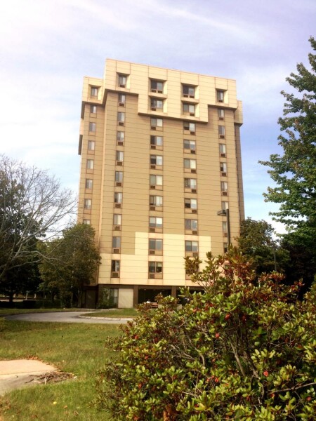 Pariseau High-Rise