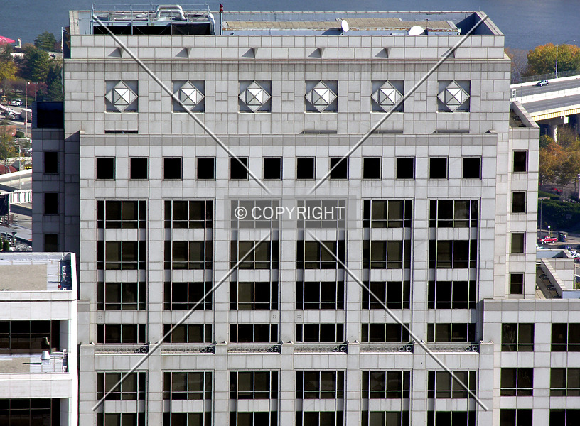 Photo 243-046-551