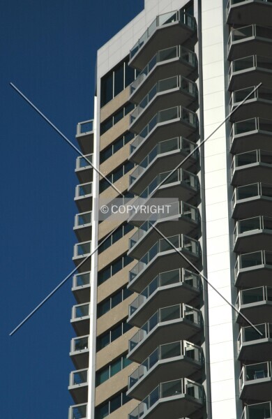 Photo 243-141-901