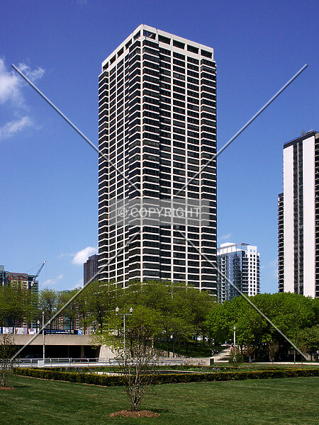 Photo 244-447-419