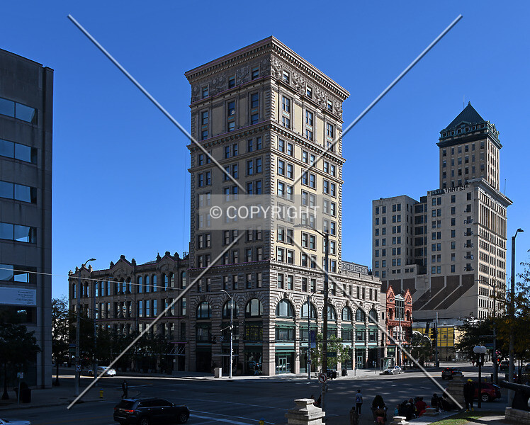 Photo 245-755-198