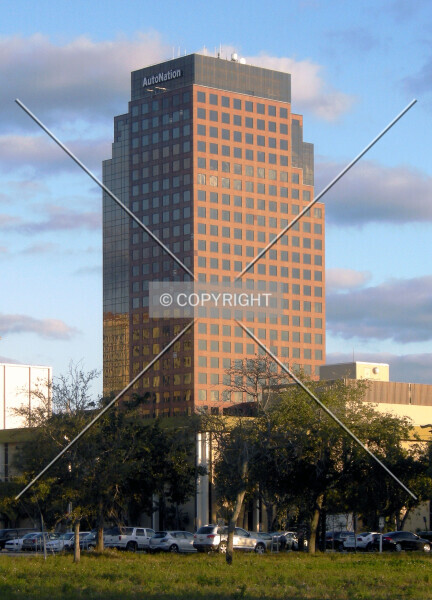Photo 246-531-483