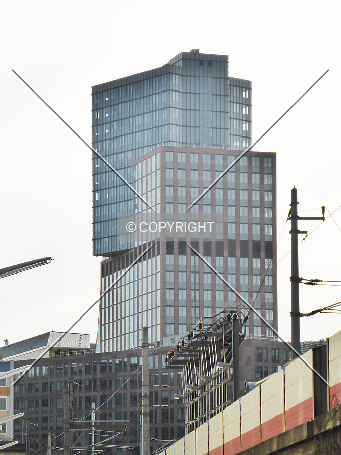 Photo 247-403-318