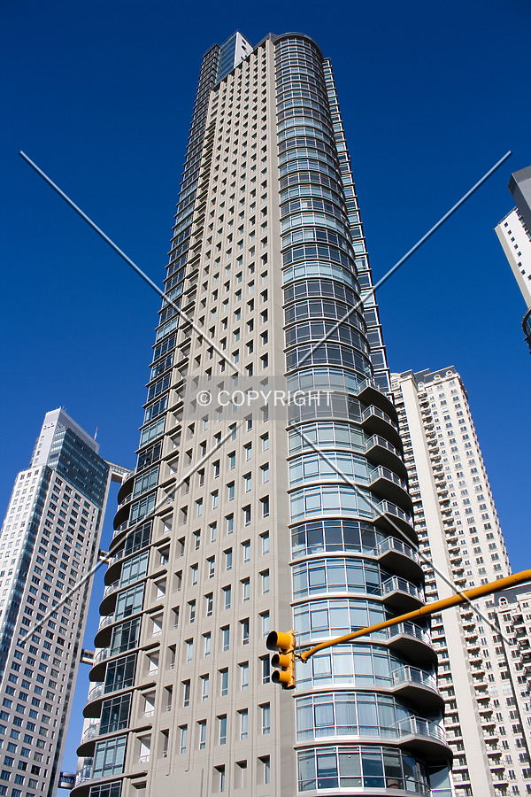 Looking up the Mulieris, north tower