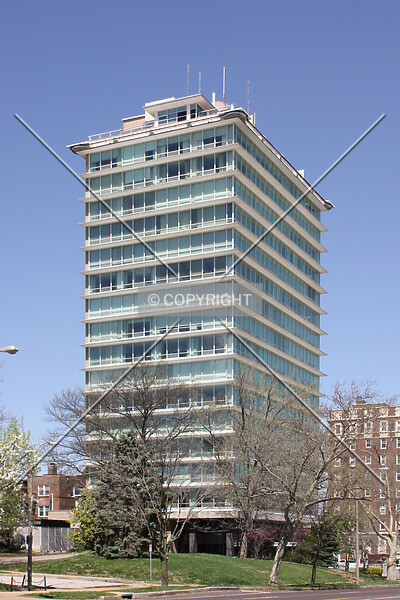 Photo 249-369-711