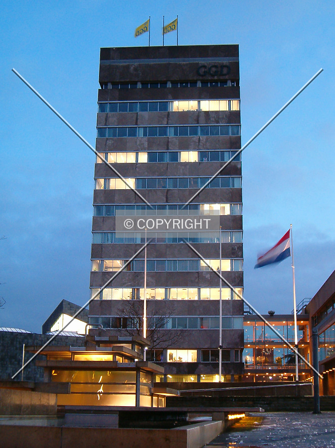 View from Stadhuisplein after sunset