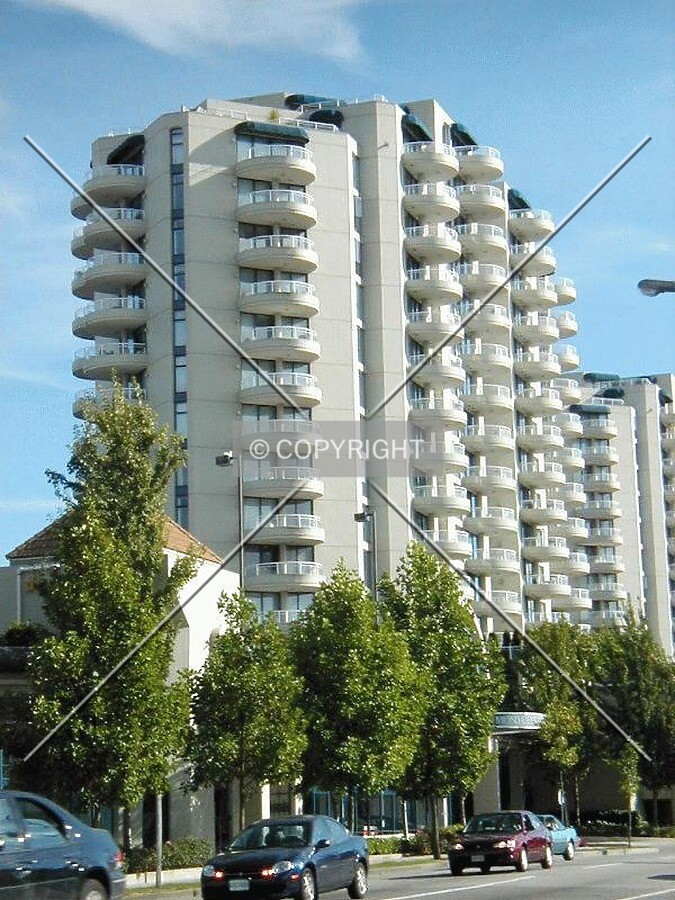 North tower, west facade