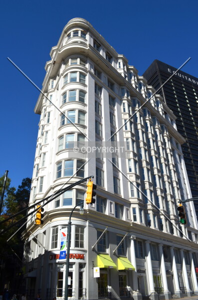 Photo 259-830-540