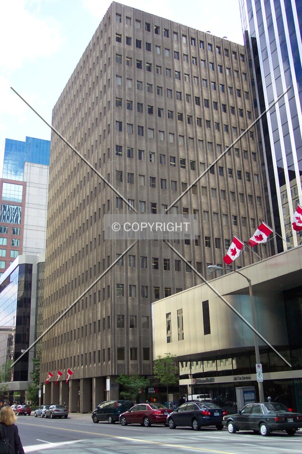 View from Laurier Avenue West, facing east