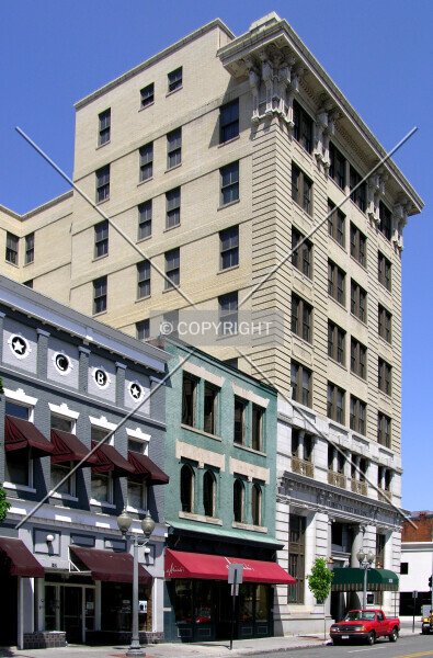 Photo 265-687-882
