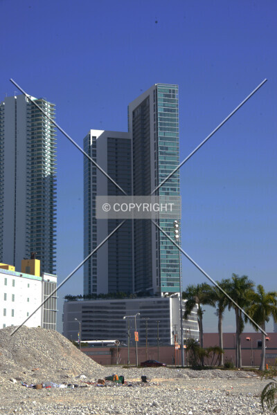 Photo 270-413-794