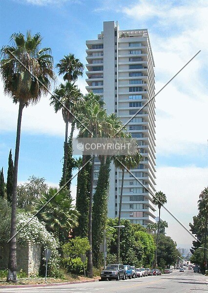 Photo 271-327-344