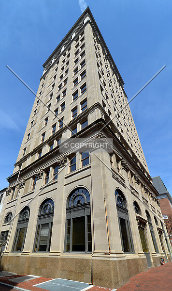 Photo 271-681-939