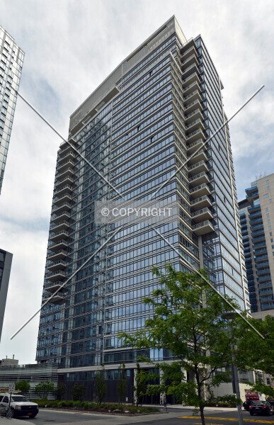 Photo 272-419-526