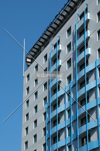 Photo 274-945-599