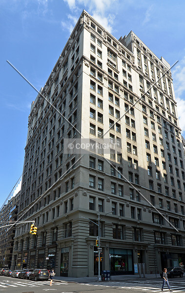 Photo 279-895-748