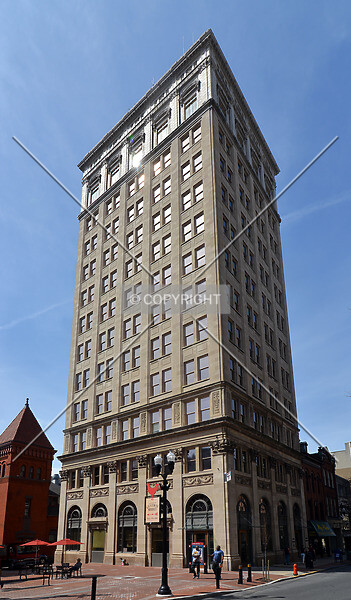 Photo 282-395-677