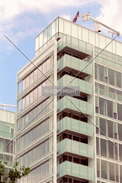 Photo 283-740-381