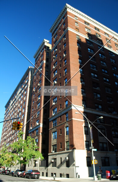 Photo 284-643-405