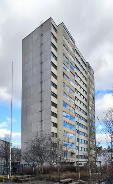 Keskikatu 4