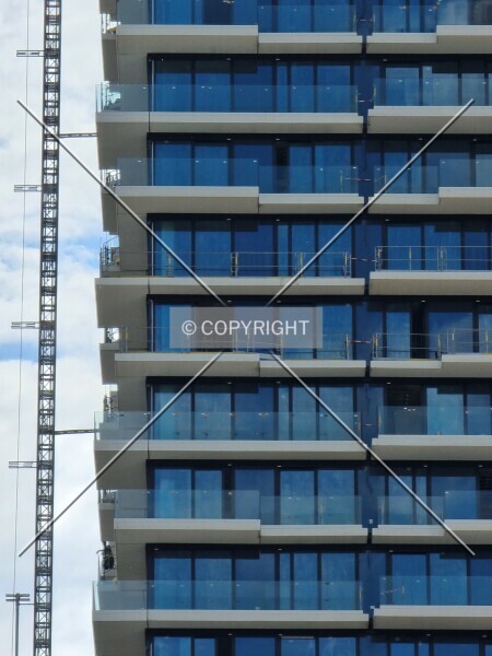 Photo 285-381-563