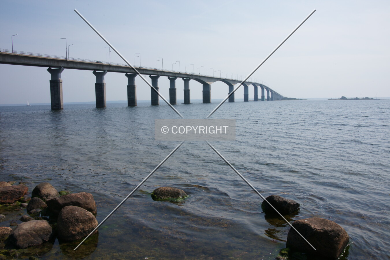 The long-spanning Ölandsbron as seen from Kalmar