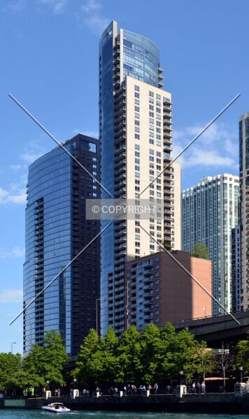 Photo 291-307-648