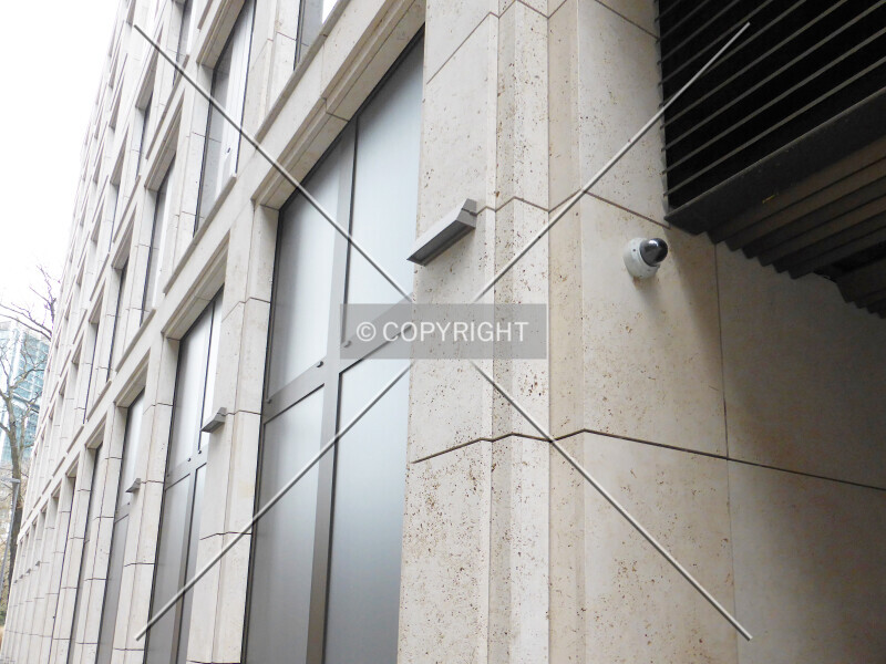 Photo 291-890-069