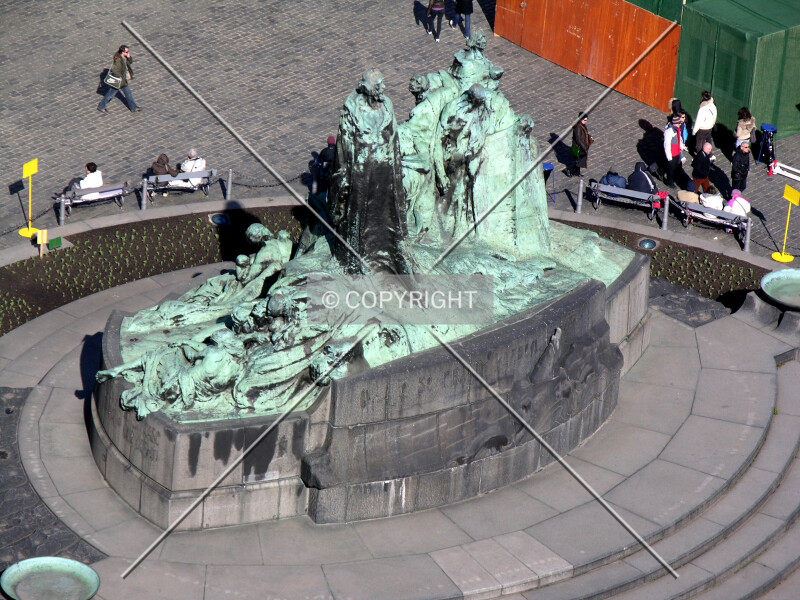 Photo 294-748-859