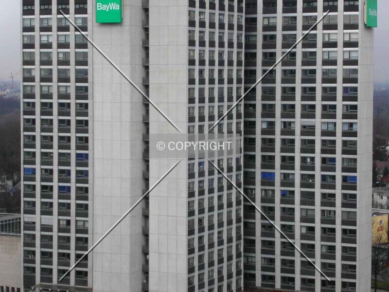 Photo 296-039-953