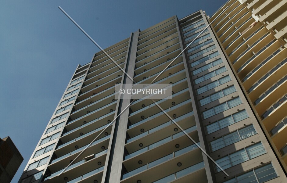 Photo 296-250-526