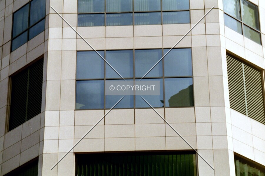 Photo 298-268-001