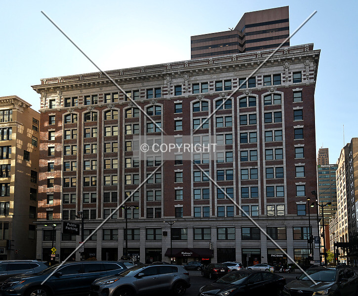 Photo 310-945-583