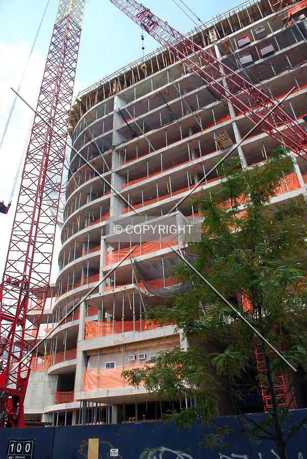 Southwestern side over West 19th Street