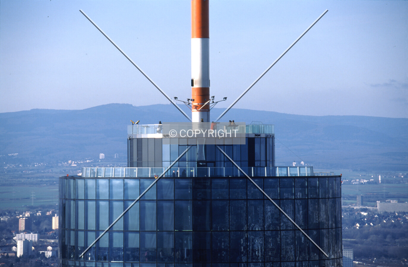 The visitor platform as seen from Commerzbank Tower